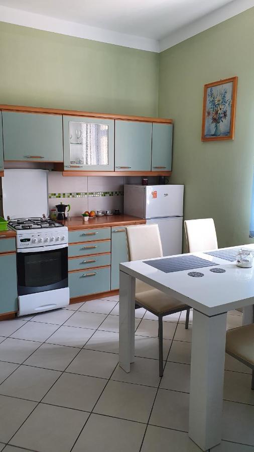 Apartamento Brama Bieszczad Lesko Exterior foto